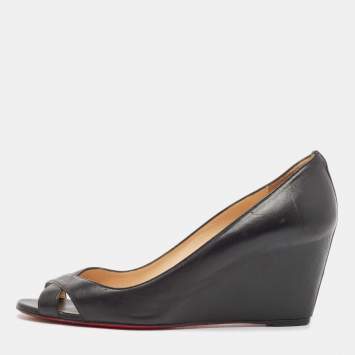 Pre Owned Christian Louboutin Black Leather Riveto Wedge Pumps Size 40.5