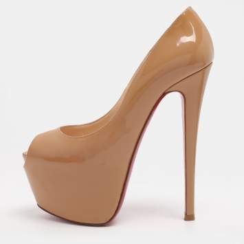 Pre Owned Christian Louboutin Beige Patent Highness Platform Pumps Size 35