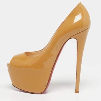 Pre Owned Christian Louboutin Lady Peep Size 37 Beige Patent Leather Platform Pumps