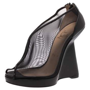 مملوكة مسبقًا Christian Louboutin Black Mesh And Leather Janet Wedge Booties Size 37