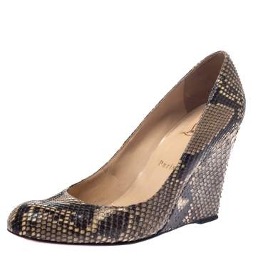 مملوكة مسبقًا Christian Louboutin Beige/Brown Python Leather Ron Ron Wedge Pumps Size 40