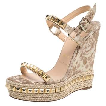 Pre Owned Christian Louboutin Cream/Brown Patent Leather Studded Wedge Sandals Size 39