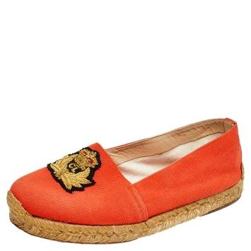 مملوكة مسبقًا Christian Louboutin Orange Canvas Gala Embroidered Crest Espadrille Flats Size 36