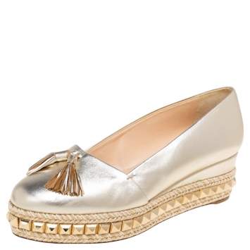 Pre Owned Christian Louboutin Metallic Gold Leather Carmel Studded Wedge Espadrilles Size 38