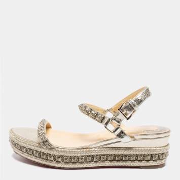 Pre Owned Christian Louboutin Gold Leather Pyraclou Studded Platform Sandals Size 39