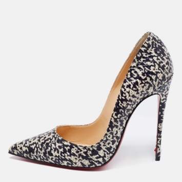 Pre Owned Christian Louboutin White/Navy Blue Python Leather So Kate Pointed Toe Pumps Size 37.5