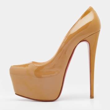 Pre Owned Christian Louboutin Beige Patent Leather Daffodile Platform Pumps Size 40