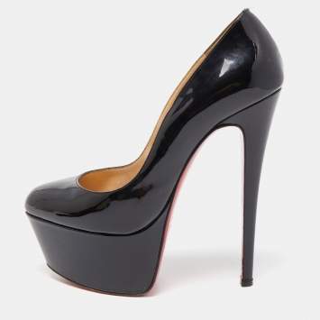 Pre Owned Christian Louboutin Black Patent Bianca Pumps Size 38