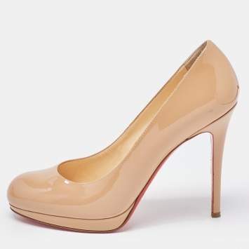 Pre Owned Christian Louboutin Beige Patent Leather Simple Round Toe Pumps Size 38.5