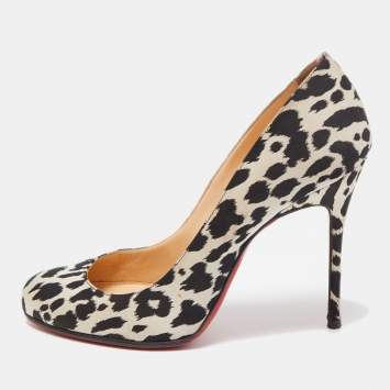 Pre Owned Christian Louboutin Black/White Fabric Leopard Print Simple Pumps Size 38
