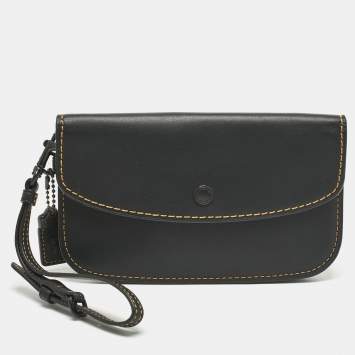 Pre Owned Coach Black Leather Wristlet Clutch