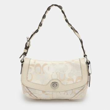 Pre Owned Coach Vintage Beige/Cream Signature Canvas and Leather Shoulder Bag