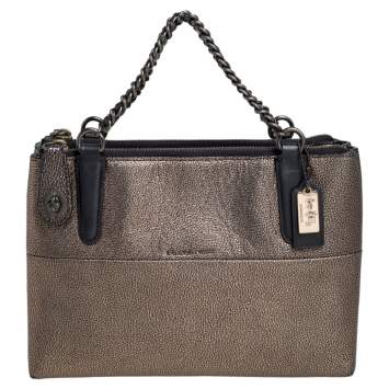 Pre Owned Coach Black/Gold Textured Leather Chain Tote