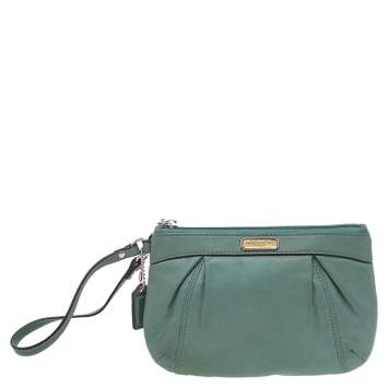 Pre Owned Coach Green Leather Wristlet Clutch