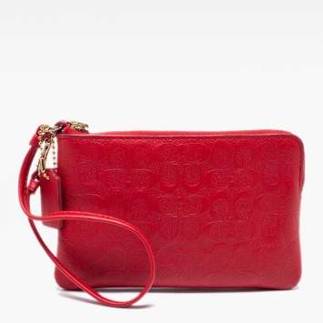 Pre Owned Coach Red Signature Embossed Leather Wristlet Clutch