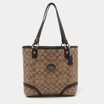 مملوكة مسبقًا Coach Beige/Brown Signature Coated Canvas and Leather Heritage Peyton Tote
