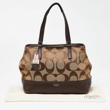 Pre Owned Coach Brown/Beige Signature Canvas and Leather Hamptons Weekend Tote