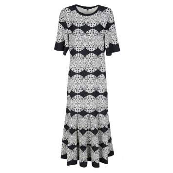 مملوكة مسبقًا Derek Lam Monochrome Medallion Lace Pattern Jacquard Knit Midi Dress M