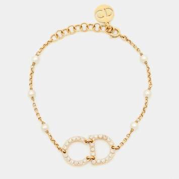 Pre Owned Dior Clair D Lune CD Faux Pearl Gold Tone Bracelet