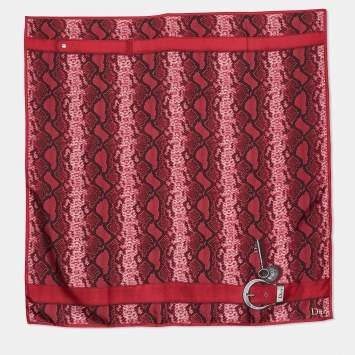 مملوكة مسبقًا Christian Dior Burgundy Snake Print Silk Scarf