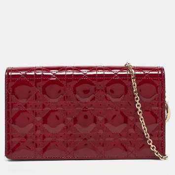 مملوكة مسبقًا Dior Red Cannage Patent Leather Lady Dior Pouch Chain Clutch