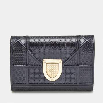 Pre Owned Dior Blue Patent Leather Diorama Trifold Compact Wallet