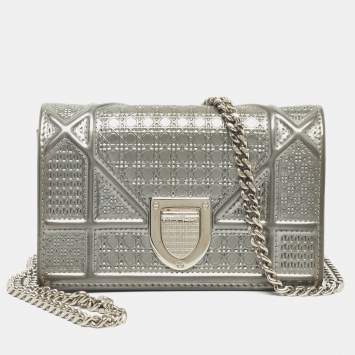 Pre Owned Dior Grey Microcannage Patent Leather Baby Diorama Shoulder Bag
