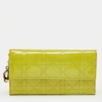 Pre Owned Dior Light Green Cannage Patent Leather Rendezvous Wallet on Chain