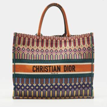 Pre Owned Dior Book Large Multicolor Embroidered Canvas Tote