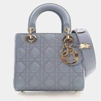 مملوكة مسبقًا حقيبة صغيرة ديور ماي ليدي ديور شارات حظ جلد خروف