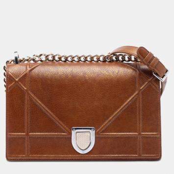 مملوكة مسبقًا Dior Brown Medium Goatskin Diorama Flap