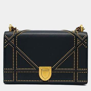 Pre Owned Christian Dior Diorama Black Leather Shoulder Bag M0422CWSR