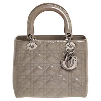 مملوكة مسبقًا Dior Ecru Glazed Patent Leather Medium Lady Dior Tote