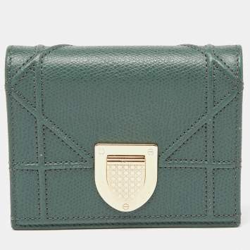 Pre Owned Dior Green Leather Diorama Trifold Wallet