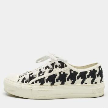 Pre Owned Dior Cream/Back Canvas Walk'n'Dior Lace Up Sneakers Size 35