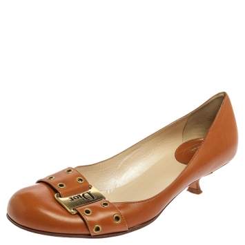 Pre Owned Dior Brown Leather Grommet Buckle Toe Pumps Size 38.5