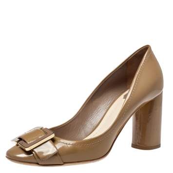 Pre Owned  Dior Beige Patent Leather Buckle Detail Block Heel Pumps Size 40.5