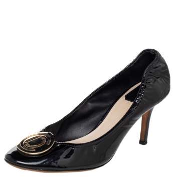 Pre Owned Dior Black Patent Leather Round Metal Logo Scrunch Pumps Size 37