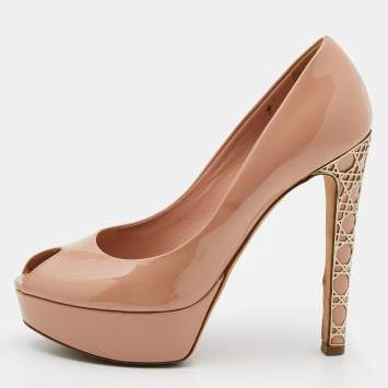 مملوكة مسبقًا Dior Beige Patent Leather Peep Toe Cannage Heel Platform Pumps Size 37
