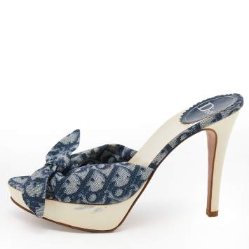 Pre Owned Dior Blue/White Oblique Canvas And Patent Leather Knotted Platform Sandals Size 38.5