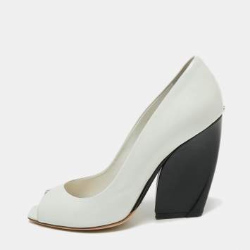 Pre Owned Dior Off White/Black Patent Leather Eclipse Peep Toe Pumps Size 38.5