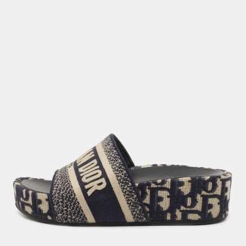 Pre Owned Dior Navy Blue/White Canvas Oblique Embroid D-way Slides Size 35