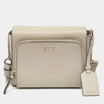 مملوكة مسبقًا Dkny Light Grey Leather Bryant Park Pocket Crossbody Bag