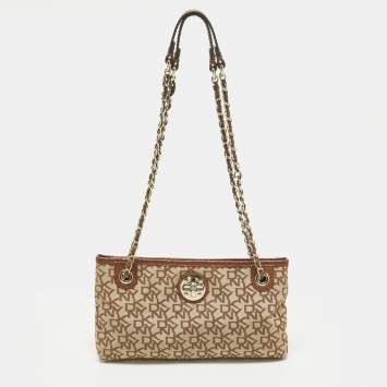 مملوكة مسبقًا حقيبة كتف دي كي إن واي قماش مميز و جلد بسلسلة بيج/بني