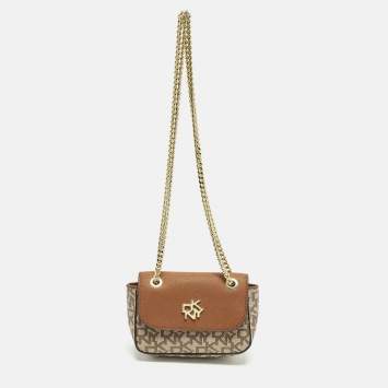 مملوكة مسبقًا DKNY Brown/Beige Signature Coated Canvas and Saffiano Leather Chain Mini Crossbody Bag
