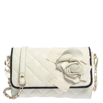 Pre Owned Dkny Off White Quilted Leather Floral Applique Flap Chain Bag