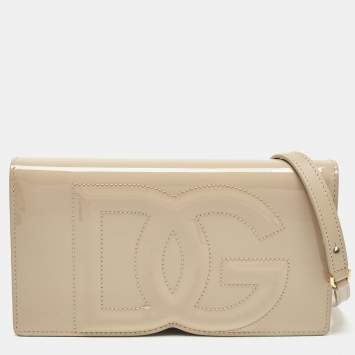 Pre Owned Dolce & Gabbana Beige Patent Leather DG Logo Embossed Clutch Bag