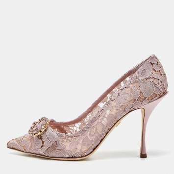 Pre Owned Dolce & Gabbana Lilac Lace Crystal Embellishment Pointed Toe Pumps Size 40