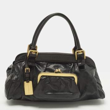 مملوكة مسبقًا Dolce & Gabbana Kisslock Pocket Black Leather Frame Satchel