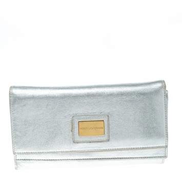 Pre Owned Dolce & Gabbana Silver Leather Continental Wallet